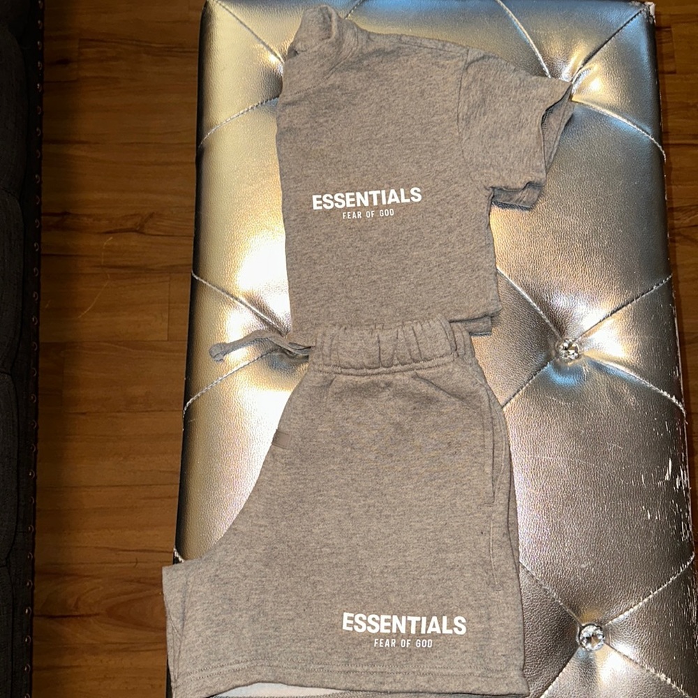 Essential Boys Set, Gray
